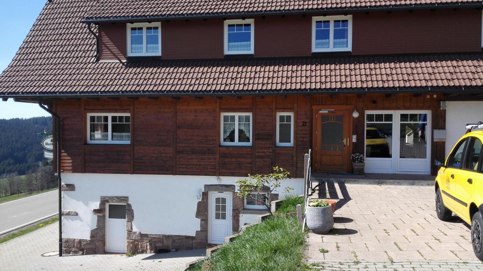 Pension Forsthaus Taele - Das Gaestehaus Vom Schwarzwaldgasthaus Salenhof 티티제-노이슈타트 외부 사진